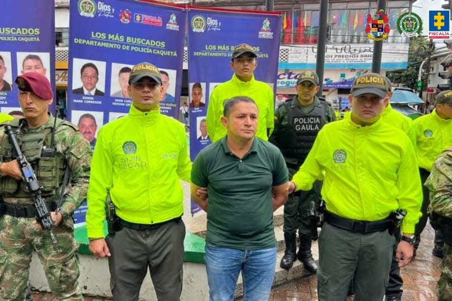 De acuerdo con las investigaciones de la Fiscalía, alias ‘Ovejo’ planeó y ejecutó una serie de ataques con explosivos que afectaron a la fuerza pública, autoridades municipales, comerciantes y la población civil.