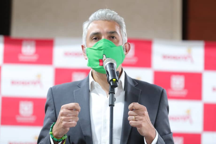 Nicolás Estupiñán, secretario de Movilidad de Bogotá.