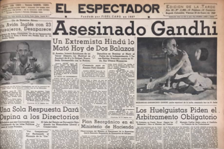 Mahatma Gandhi encontró en las palabras y acciones más vigor que en cientos de armas. Este líder espiritual indio basó su filosofía de vida en la ‘noviolencia’, una práctica que lo ayudó a gestar la independencia de su país del imperio británico. / Archivo