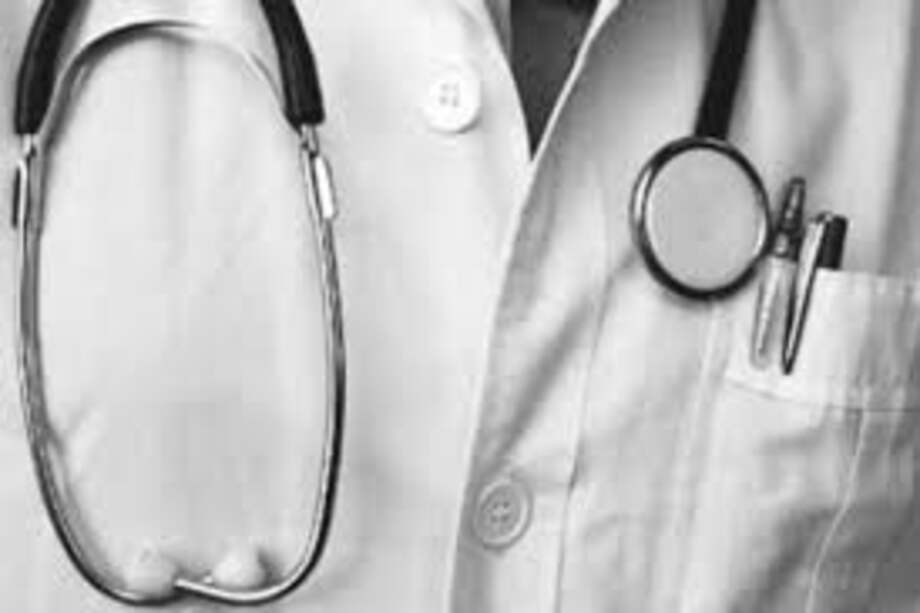 $135 mil millones para el saneamiento financiero de 14 hospitales de Bogotá