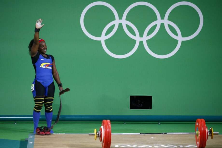 Ubaldina Valoyes, pesista colombiana. Foto: EFE