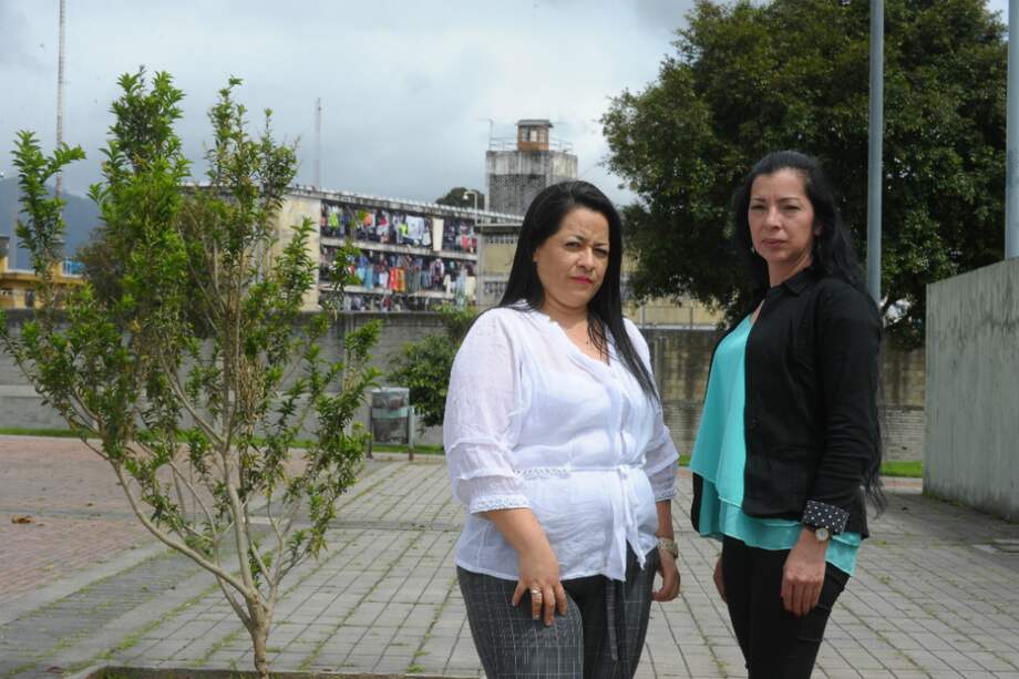 Lydia Aguilar y Adela Pérez son dos expresas de la cárcel El Buen Pastor que lideran denuncias por violaciones de derechos. / Cristian Garavito - El Espectador