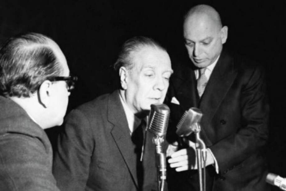 Jorge Luis Borges de visita en Bogotá. /Archivo El Espectador.