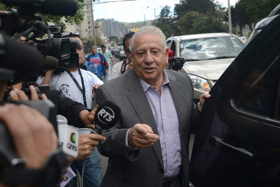 Luis Chiriboga a su llegada a la unidad de flagrancia. / AFP