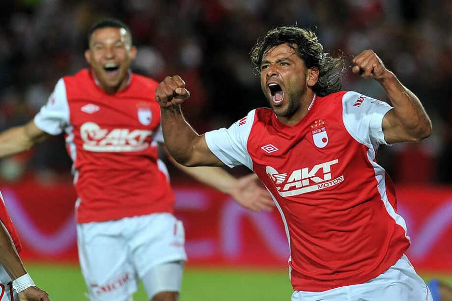 Bedoya es pieza clave en la mitad de cancha de Santa Fe. / Archivo El Espectador