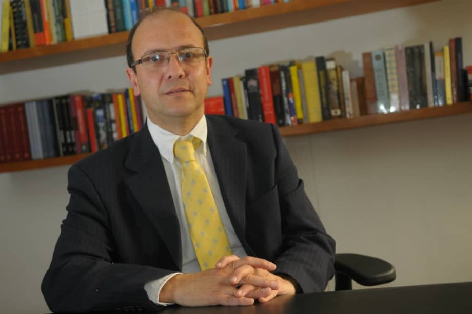 Renato Guzmán ha liderado la investigación contra el lupus durante 20 años. / Óscar Pérez - El Espectador