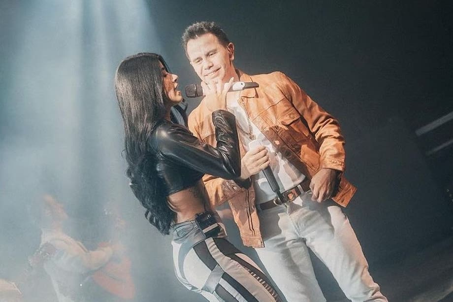 No es la primera vez que Jhonny Rivera defiende a su novia de los ataques que recibe en redes sociales