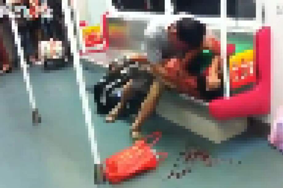 Ataque a mordiscos en el metro