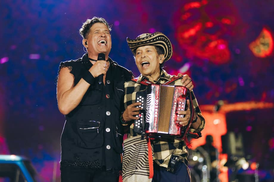 Carlos Vives y Egidio Cuadrado se conocieron en una parranda vallenata en Bogotá en 1985, el mismo año en que el acordeonero fue nombrado como Rey Vallenato.