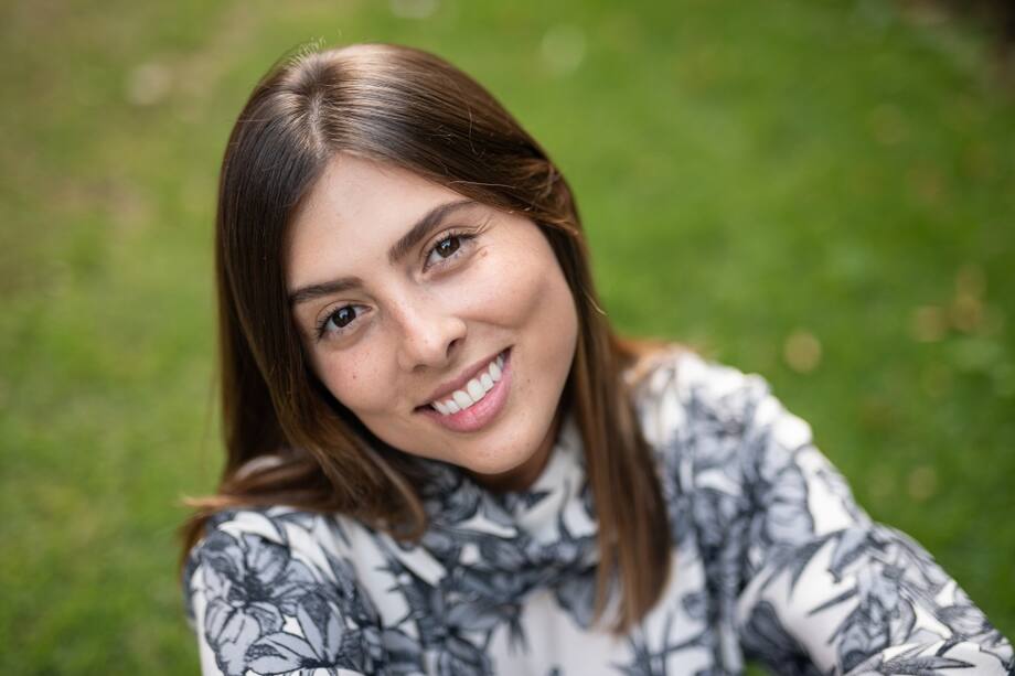 "Lograr abordar un tema que genera tanto rechazo y miedo es una apuesta riesgosa, pero completamente necesaria para lograr construir una generación mas justa y humana", manifestó la escritora.