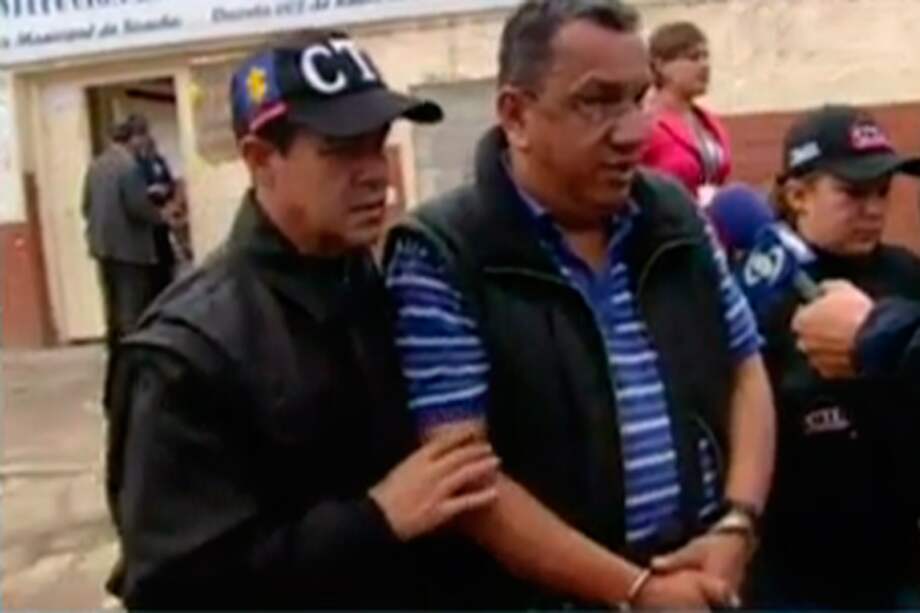 Profesor fue detenido por presunto abuso sexual