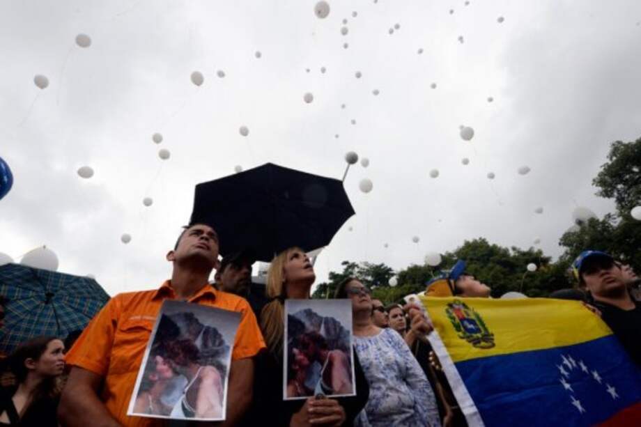 Reciben máximas penas asesinos de ex Miss Venezuela Mónica Spear y su esposo