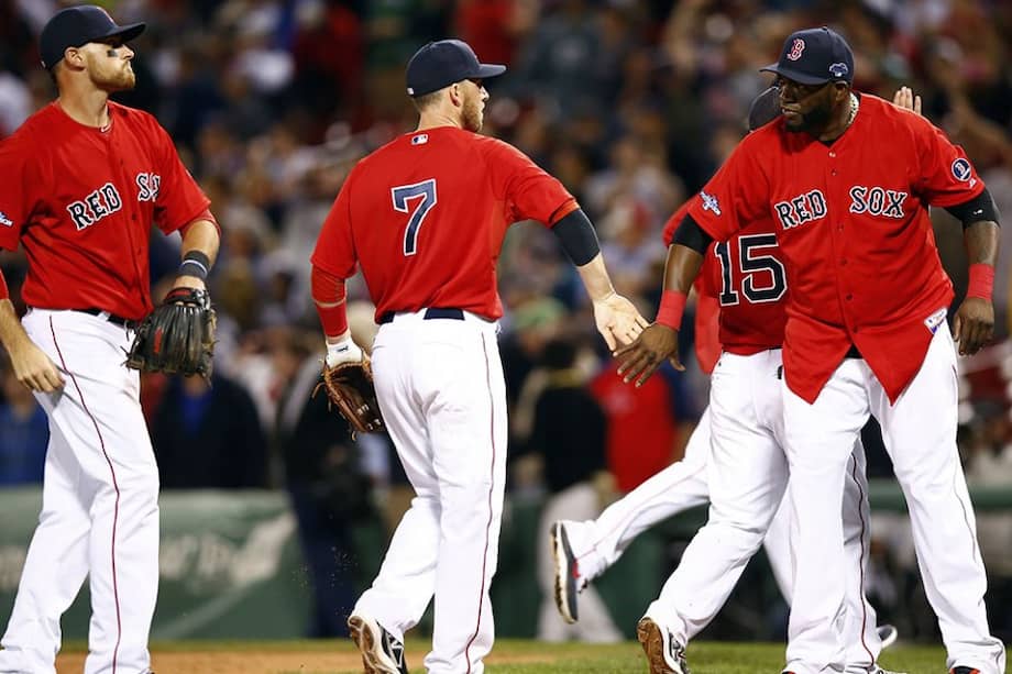 Los Medias Rojas abren con victoria su camino por la postemporada