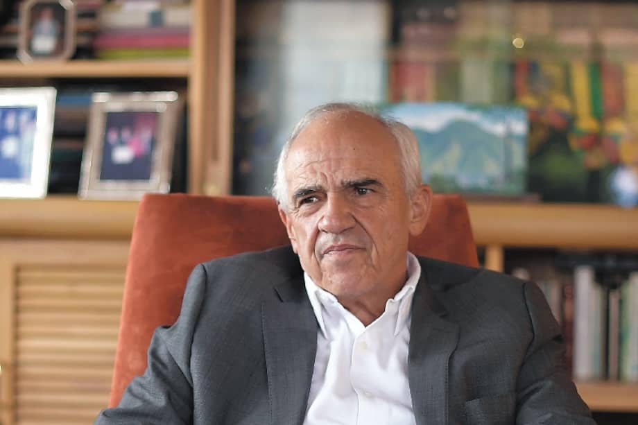 El expresidente Ernesto Samper Pizano publicó un libro sobre el diferendo con Nicaragua.