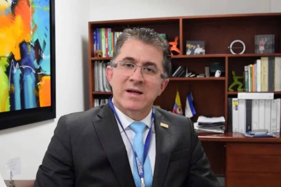 Jorge Alberto Tamayo se graduó como médico de la Universidad de Antioquia, en Medellín.