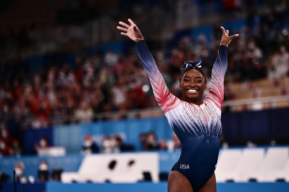 Simone Biles es una de las gimnastas más grandes de la historia.