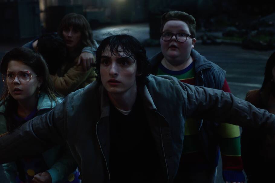 ‘Stranger Things’, ´Drop: Amenaza anónima’ y más acción, amor y drama para vivir un fin de semana lleno de emociones.