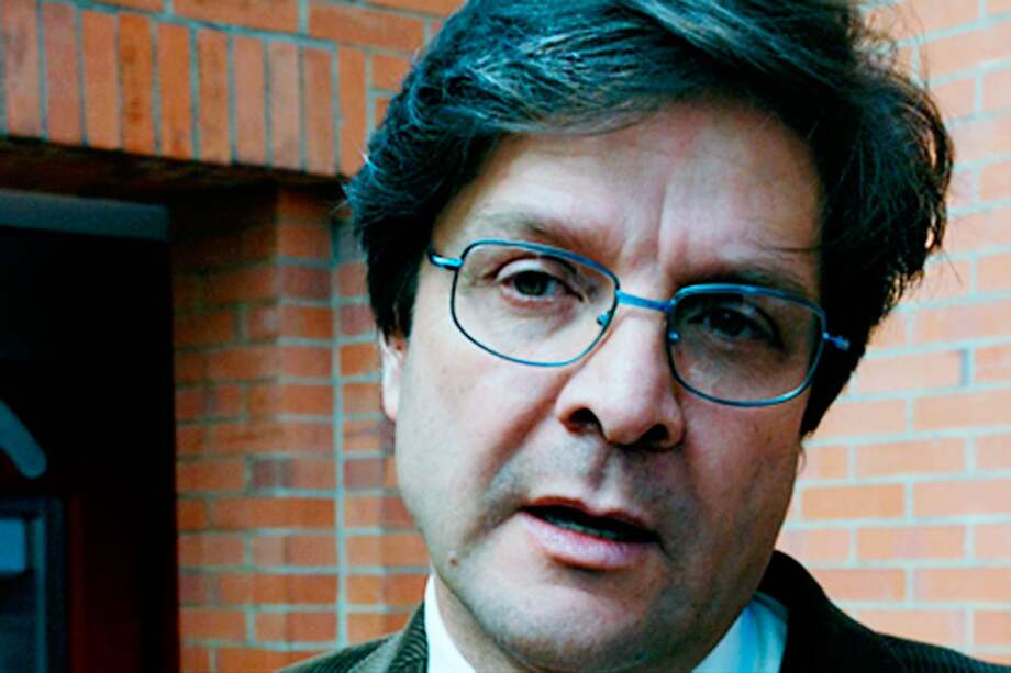 Carlos Hildebrando Fonseca Zárate se ha ganado el respeto del gremio por su trayectoria como investigador y funcionario público.