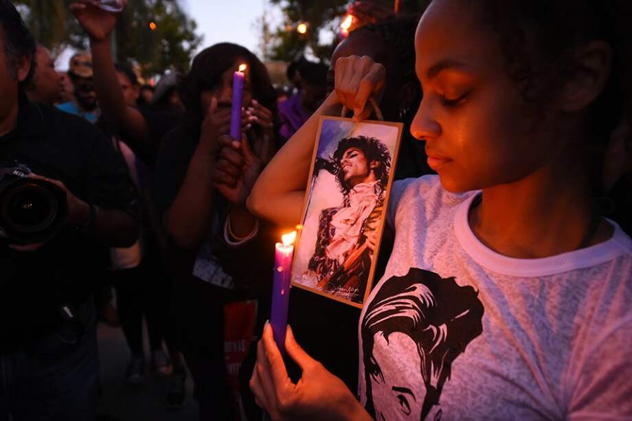 Prince murió el 21 de abril de 2016 a los 57 años. / AFP