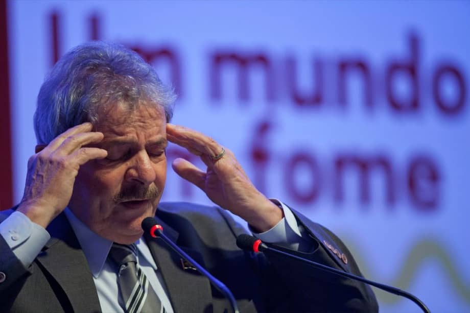 Lula reclama por espionaje de EE.UU. a presidenta Rousseff