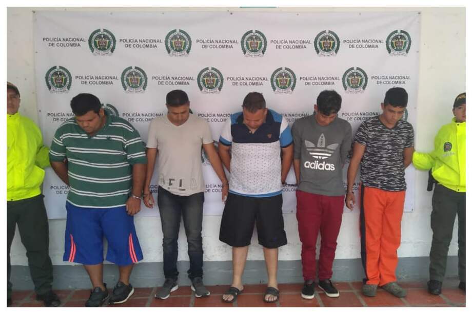 Según las investigaciones, otro menor era el encargado de reclutar a las menores de edad. / Fiscalía General y Policía.