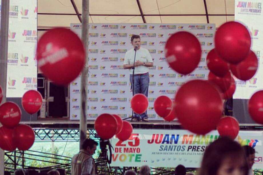 Santistas aseguran que no hay crisis en la campaña tras salida de J.J. Rendón