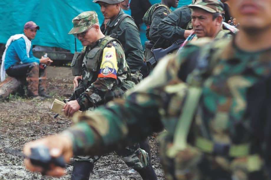 El bombardeo contra las disidencias de las Farc, al frente de Iván Mordisco, fue ordenado por el presidente Gustavo Petro y fue anunciado a través de su cuenta de ‘X’, antes Twitter, en respuesta a una publicación reciente realizada por el ministro de Defensa, Pedro Sánchez, en la que mencionaba los operativos en el departamento del Guaviare.