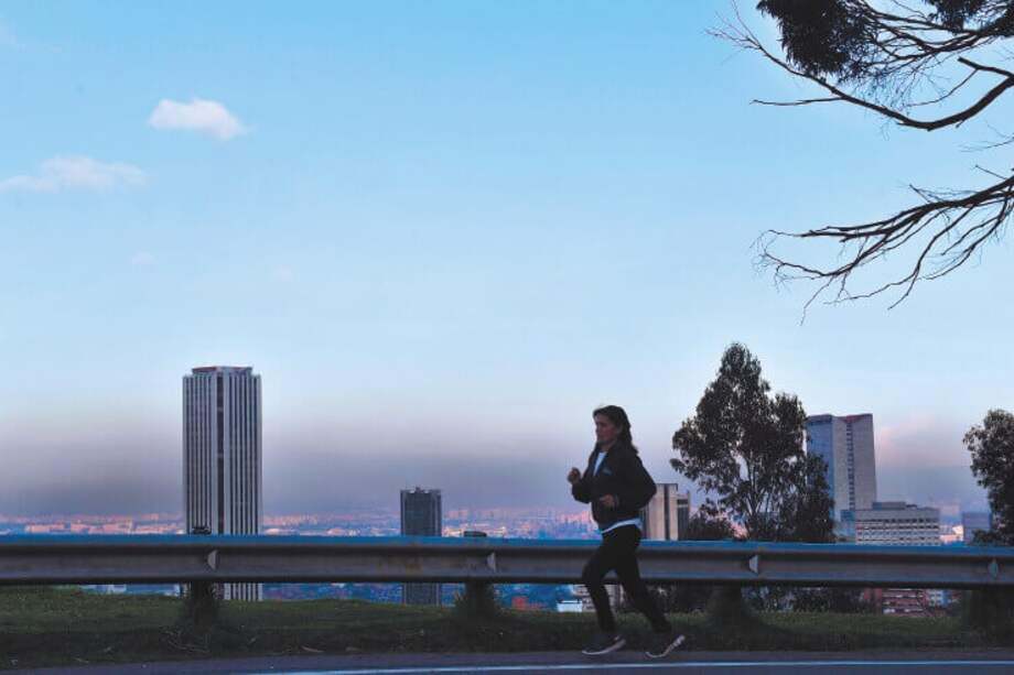 Desde el pasado jueves se mantiene la alerta naranja en el suroccidente de Bogotá y permanece la alerta amarilla en toda la ciudad. / Archivo El Espectador - Referencia
