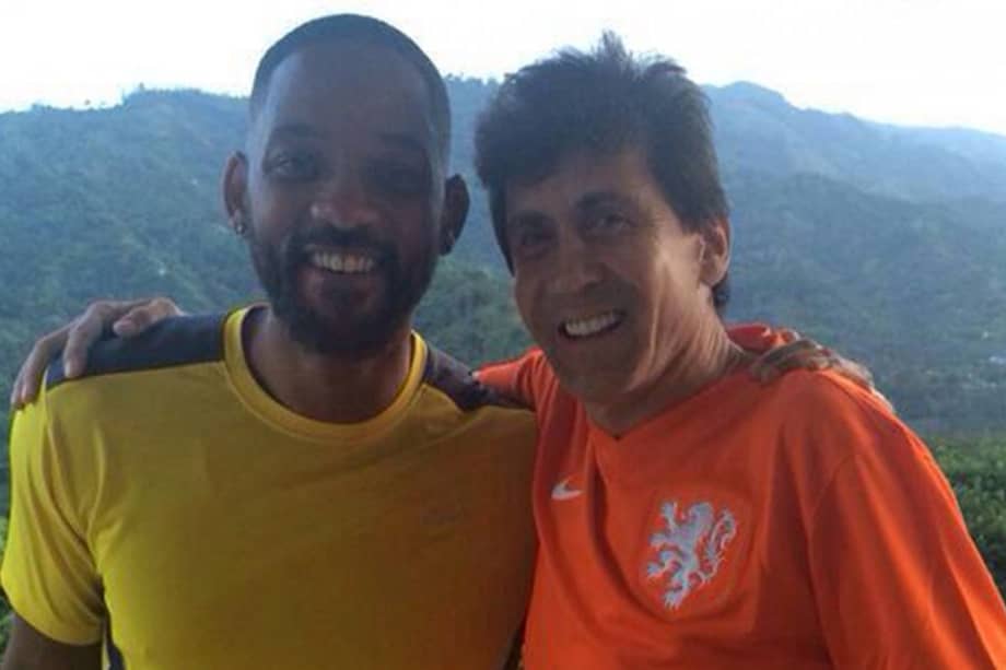 Will Smith junto con Ricardo Leyva