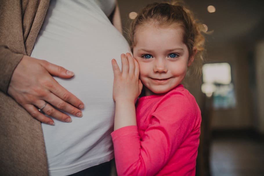 Si tu hijo está creciendo, prepárate, en cualquier momento llega la temida pregunta: “¿De dónde vienen los bebés?”