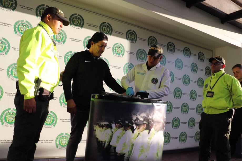 El líder de la organización es Cesar Augusto Valencia García, alias Chucho.