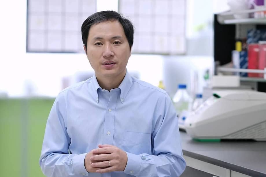 He Jaiankui utilizó la técnica CRISPR para crear embriones modificados genéticamente que resistireran al VIH. De su experimento nacieron un par de gemelas en 2018. / Wikimedia Commons