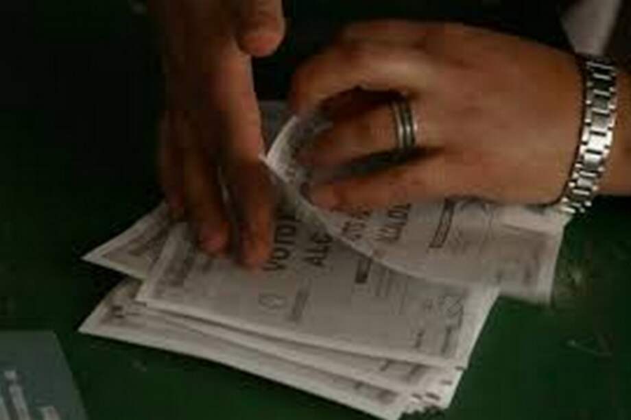 Gobierno promueve eliminar voto preferente pero sin listas conformadas 'a bolígrafo'