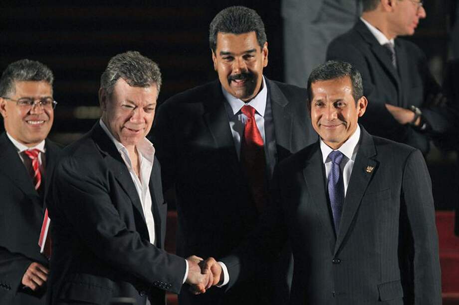 Presidente Santos sí irá a posesión de Nicolás Maduro