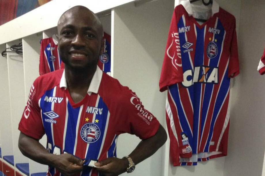 Pablo Armero, con la camiseta del Bahía. / @ecbahia_en
