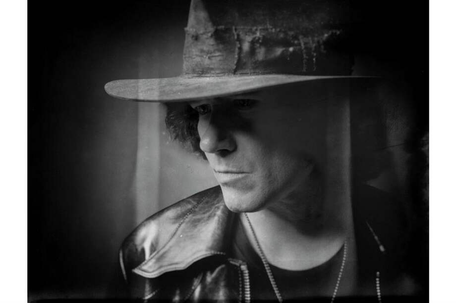 Con la noticia del disco se lanzo un cortometraje: “Expectativas, A Short Film”, video que muestra el proceso de grabación en Texas. / Jose Girl