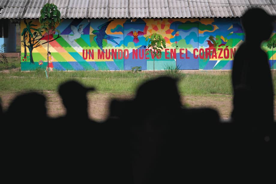 Hay incertidumbre en los excombatientes sobre su futuro por el año y medio que tomará su reubicación. / Mauricio Alvarado - El Espectador.