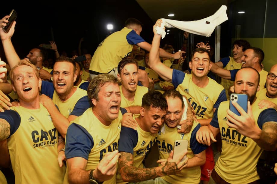 Así fue el festejo de los jugadores tras enterarse de que volvían a primera.