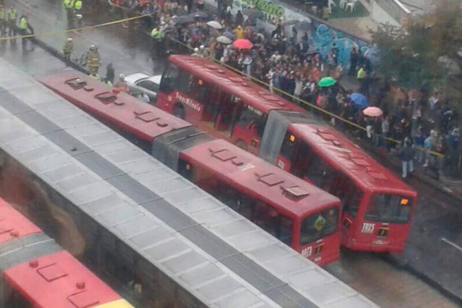 Accidente de Transmilenio en el norte de Bogotá dejó nueve heridos