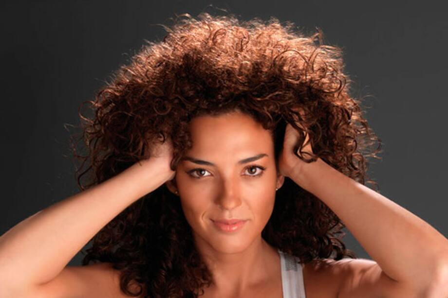 Inés Gaviria y Santiago Cruz cantan para educar a los niños