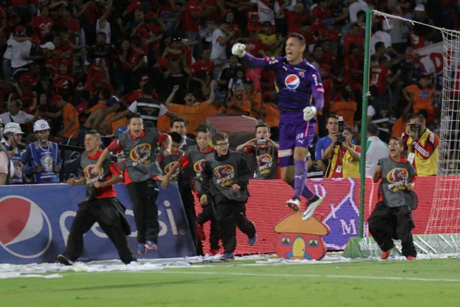 David González celebra el titulo de Independiente Medellín. Foto: Medellin