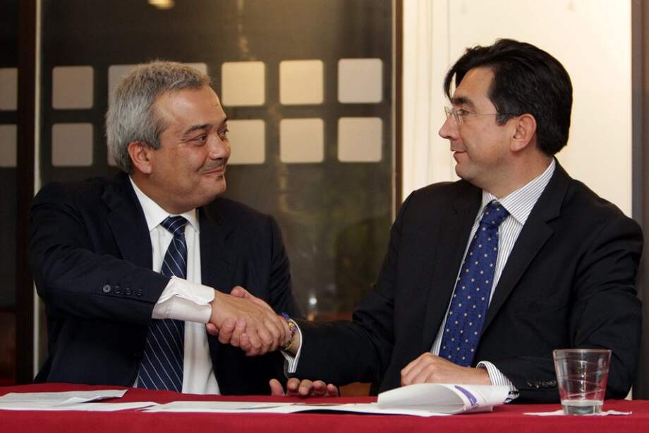 Colombia y España firman acuerdo para fortalecer industria de las TIC