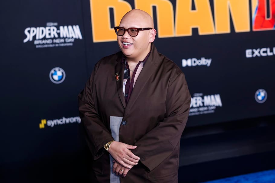 LOS ANGELES (United States), 28/07/2026.- US actor Jacob Batalon arrives for the world premiere of Spider-Man: Brand New Day at the Dolby Theatre in Los Angeles, California, USA, 27 July 2026. EFE/EPA/CHRIS TORRES