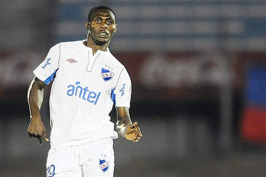 Efraín Cortés será baja en Nacional de Uruguay para enfrentar al Boca