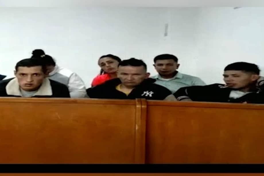 Las autoridades capturaron a ocho presuntos integrantes de ‘Los Olivares’, señalados de vender bazuco y cocaína en varios barrios de Usme.