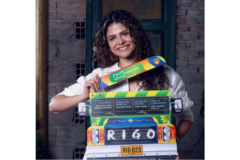 Stephania Duque anunció hace meses su incorporación al elenco de Rigo con esta fotografía