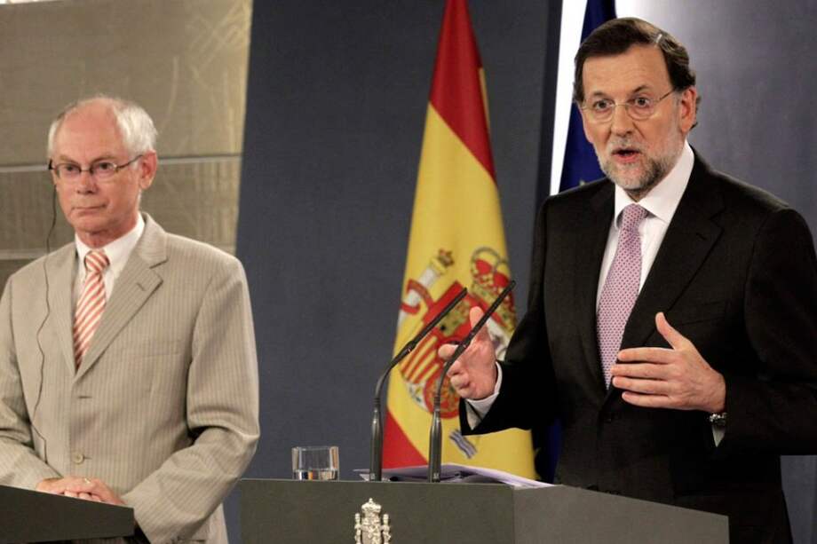 El jefe del Ejecutivo español, Mariano Rajoy (d), y el presidente del Consejo Europeo, Herman van Rompuy. Foto: EFE