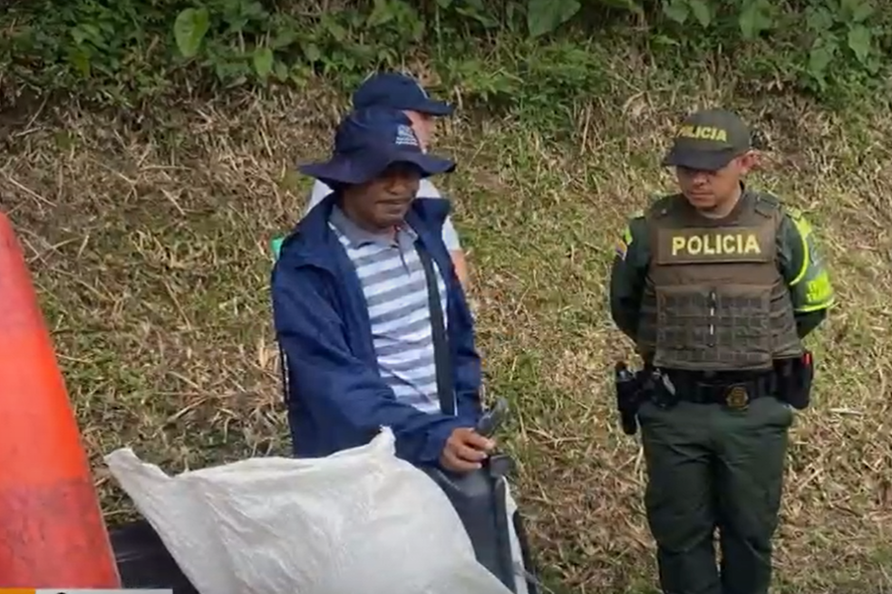 El sujeto cargaba con varios animales destinados a ser comercializados en el mercado negro.