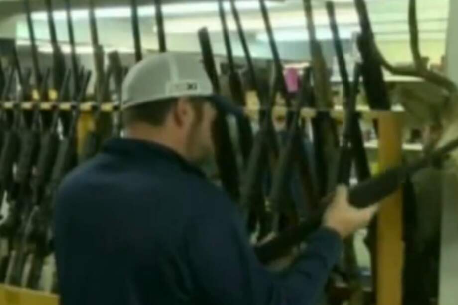 Se dispara venta de armas en Connecticut