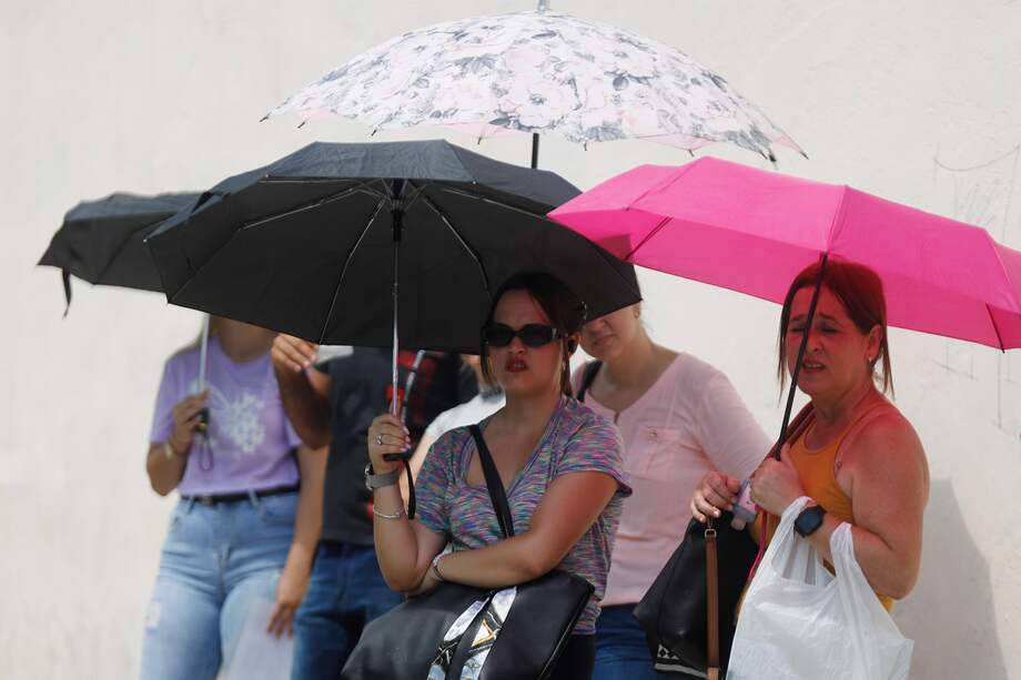 En mayo, la temperatura media mundial, en tierra y en océanos, se situó 1,52° C por encima de la norma de un mes de mayo en la segunda mitad del siglo XIX.